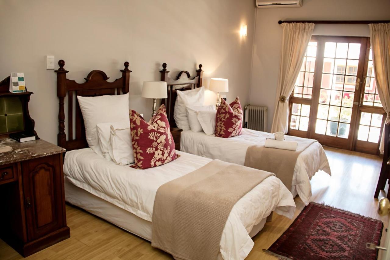 Beaufort Manor Country Lodge Beaufort West Exterior foto
